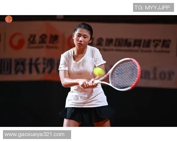 上海网球队的盯防体系与网球战术的深度解析与应用探讨